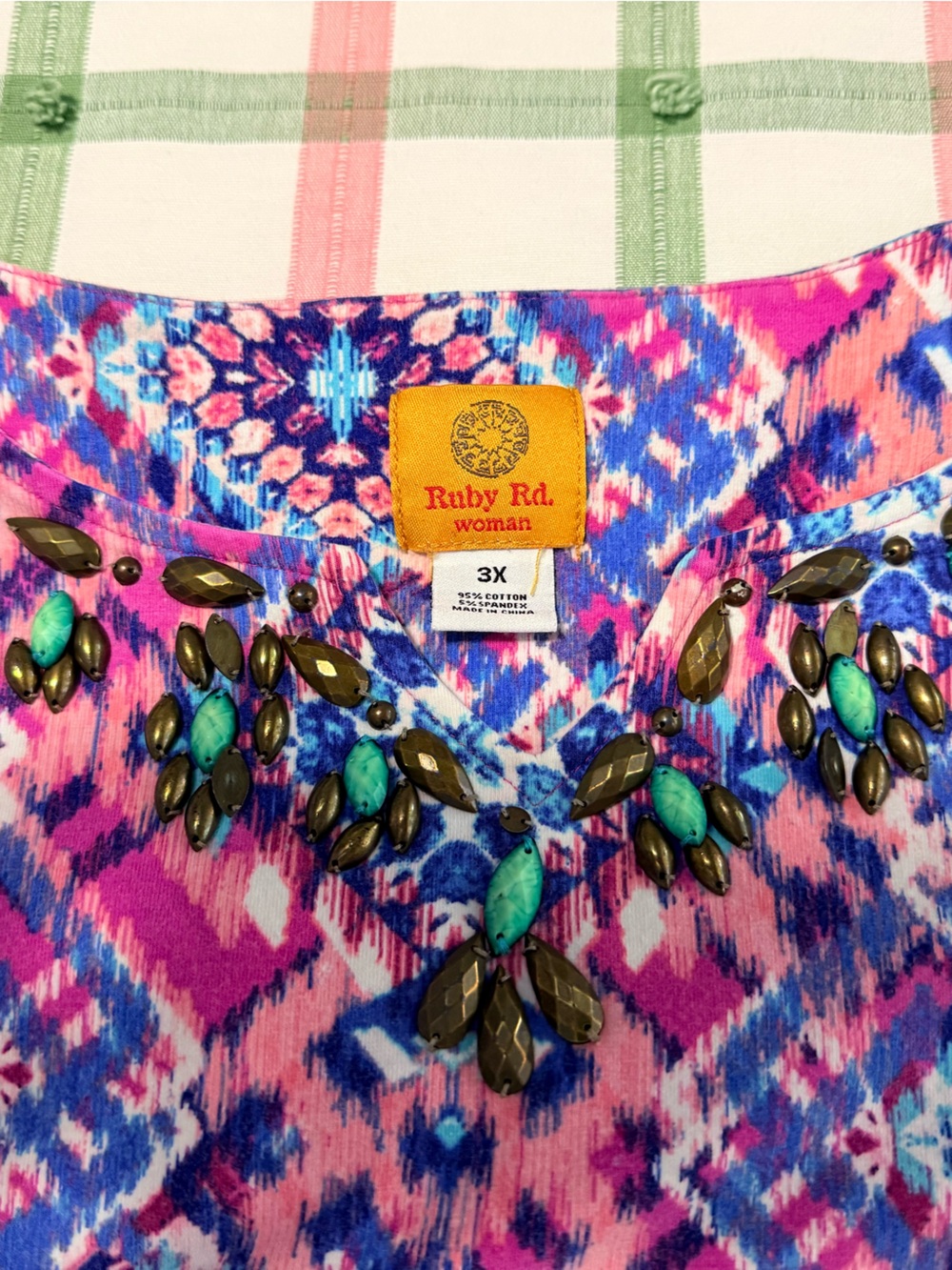 RubyRd 3x tops bundle of 5, slight embellishment imperfections, 1 paint mark. - Picture 2 of 16